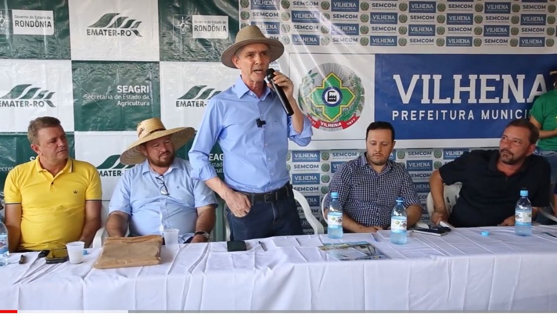 Bagattoli, um analfabeto político, acusa o STF de estar implantando o comunismo no Brasil